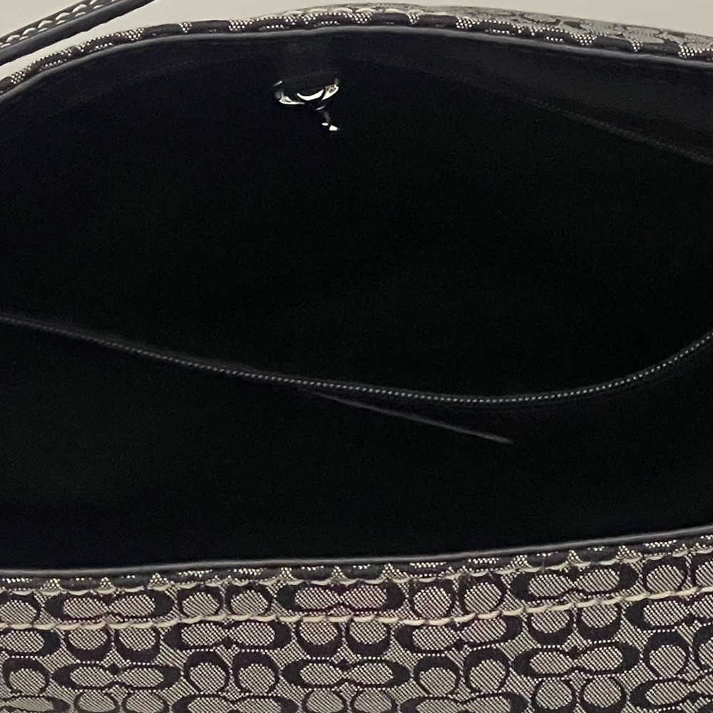 Coach Little CC Large Tote shoulder Bag – Signature Logo - Picture 16 of 16